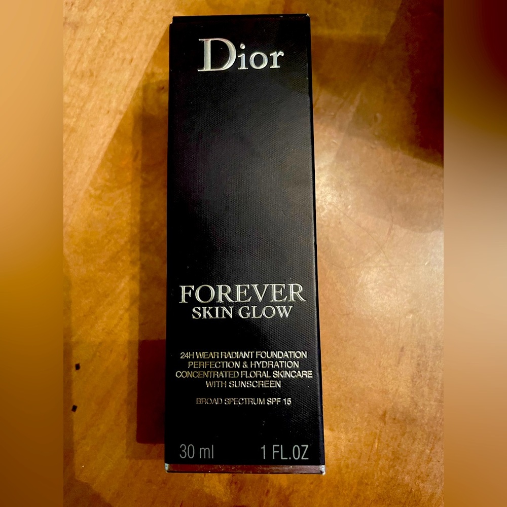 Dior Forever Skin Glow foundation.  Never opened.  1N